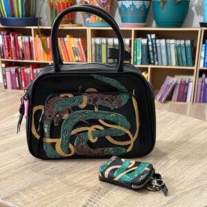 Min & Mon Marino Medium Crossbody Leather Bag & Coin Purse